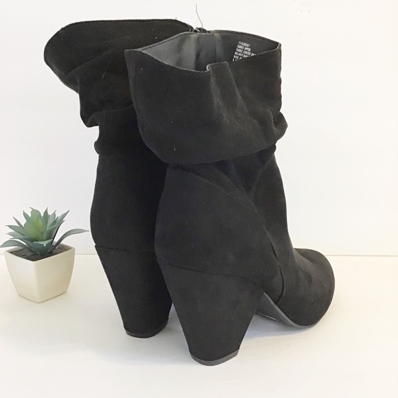 📍SOLD📍TORRID faux suede slouch boot 8.5 W NEW - Picture 4 of 7
